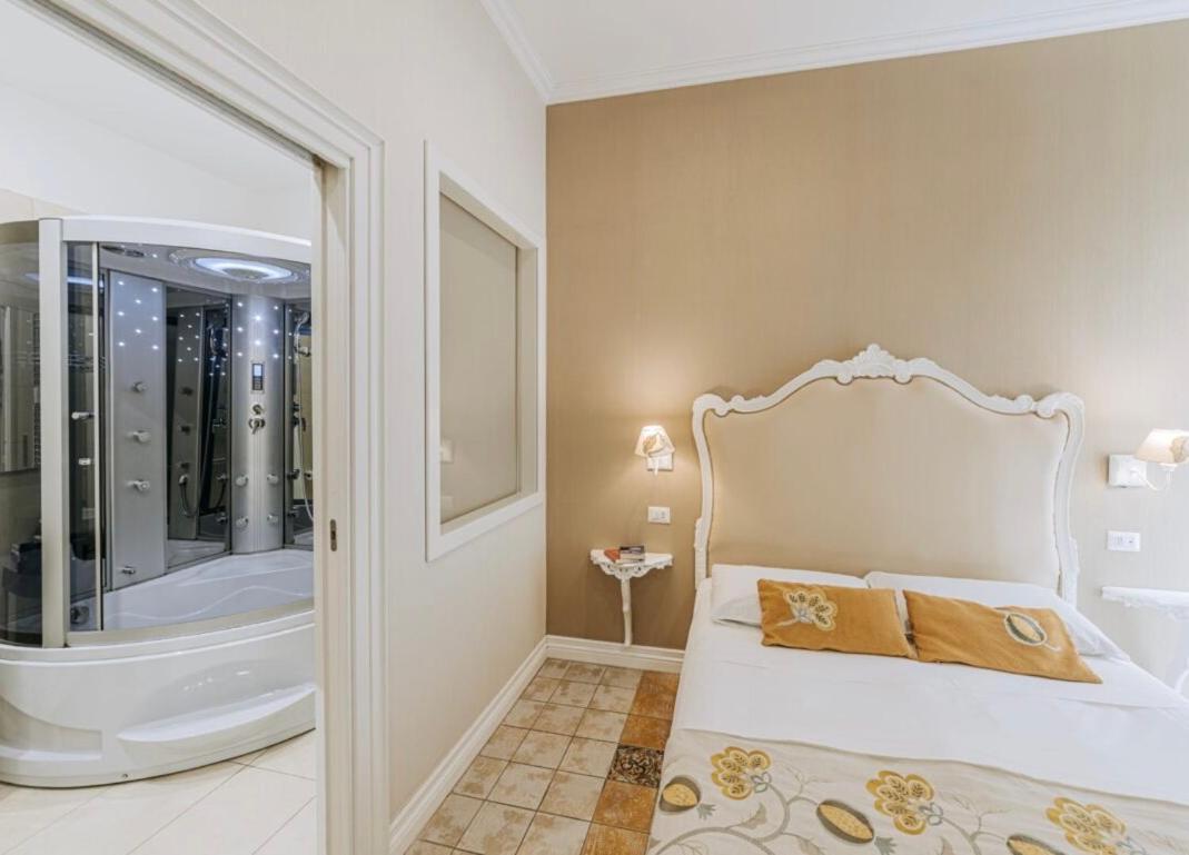 Miluar Relais - - Vanvitelli Napels