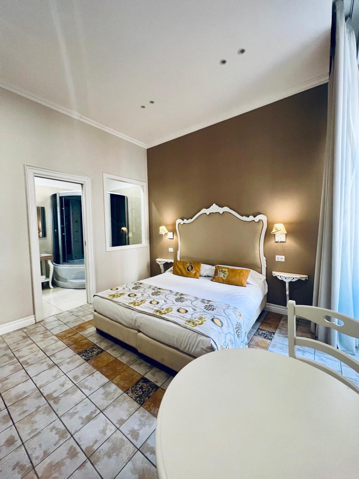 Bed & Breakfast Miluar Relais - - Vanvitelli Napels