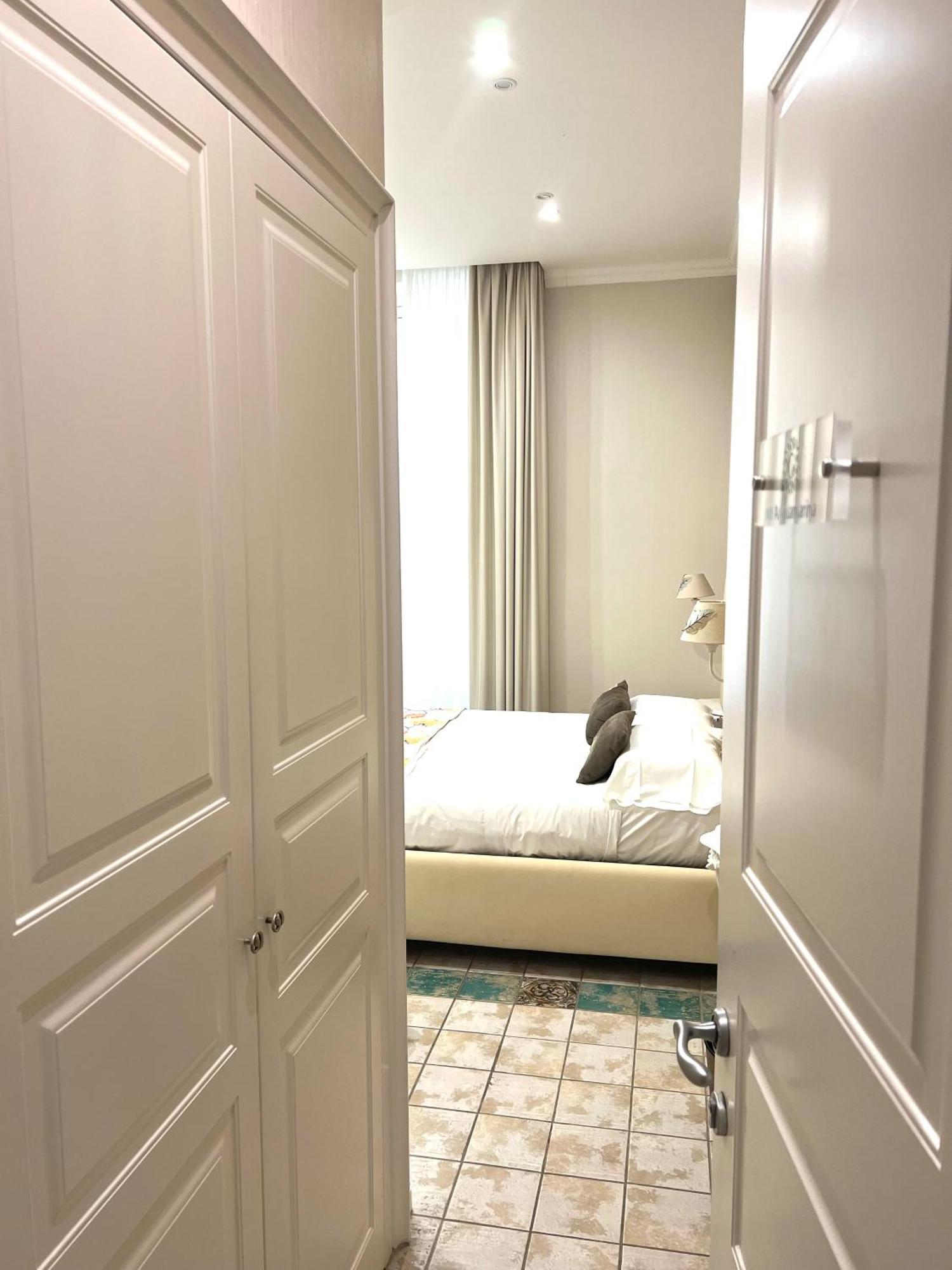 Miluar Relais - - Vanvitelli Bed & Breakfast Napels